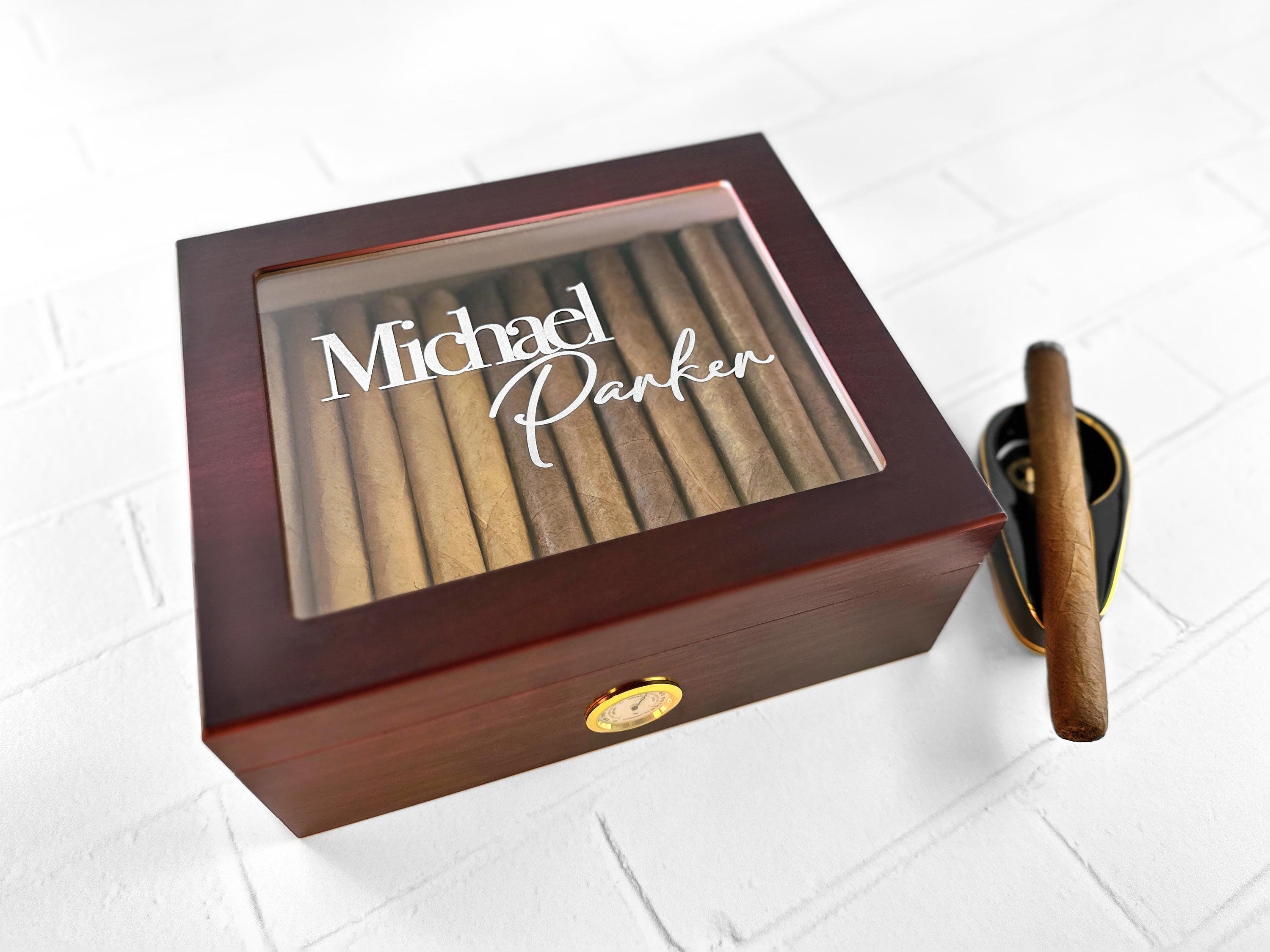 Christmas Gift Cigar Humidor - Custom engraved humidor box - Best Christmas Present for dad, for husband, for him