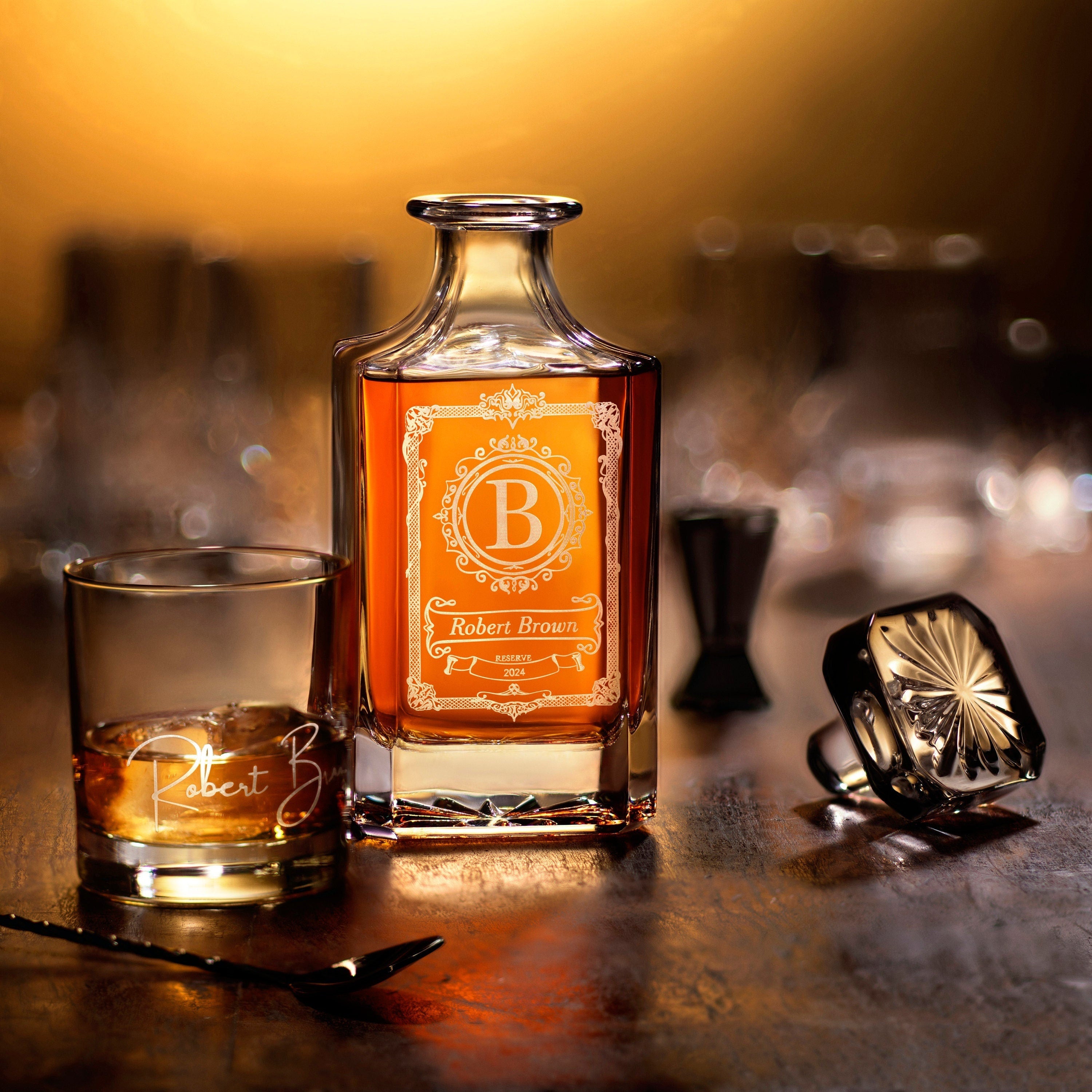 Groomsman Gift Whiskey Decanter Set - Personalized Drinking Gift - Best Present for Groomsmen, for dad, for husband, for him - Free Gift Box