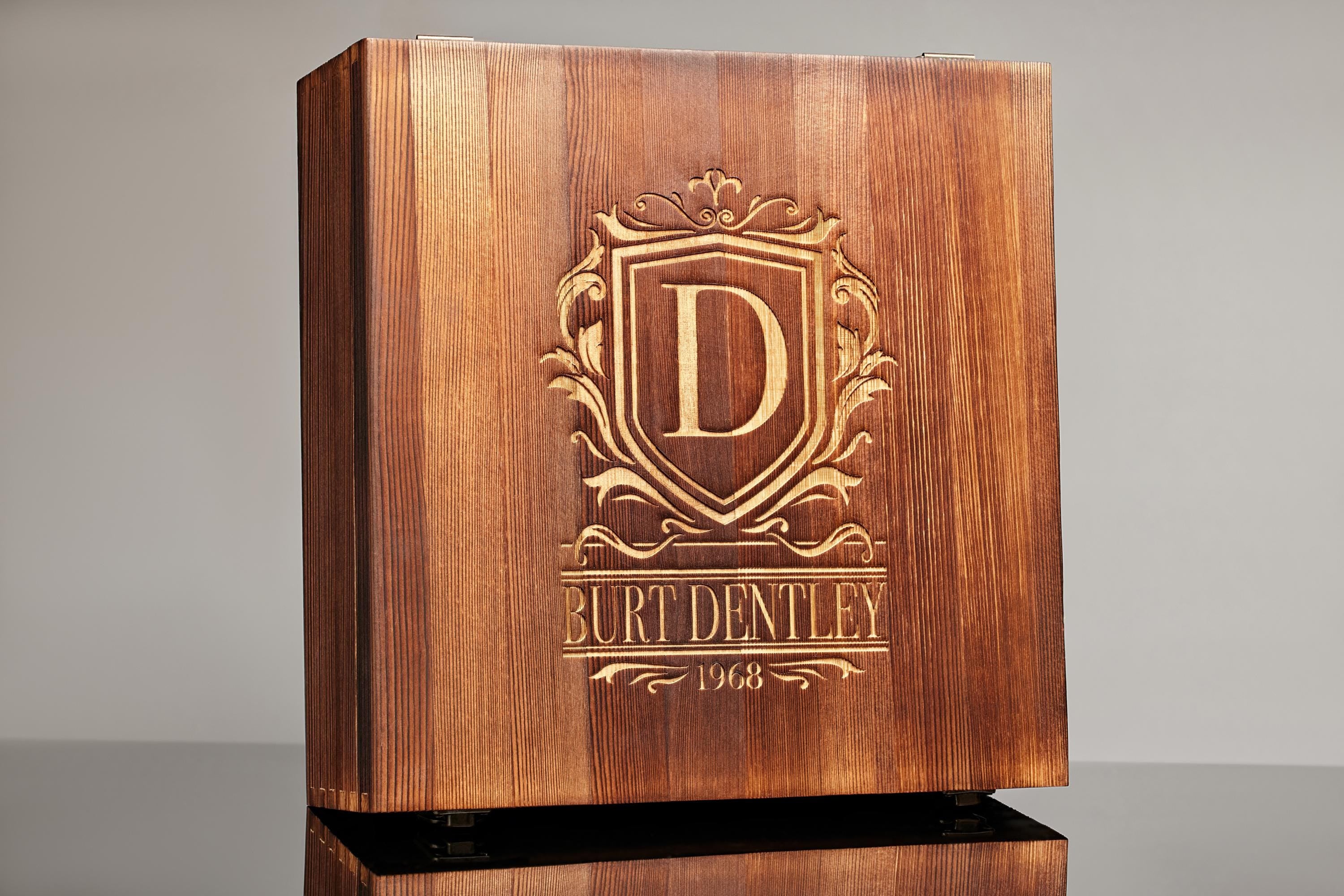 Personalized Whiskey Decanter Set with Premium Engraving Quality, Great Christmas Gift, Groomsmen Gift, Gift for Him with Free Gift Boxes.