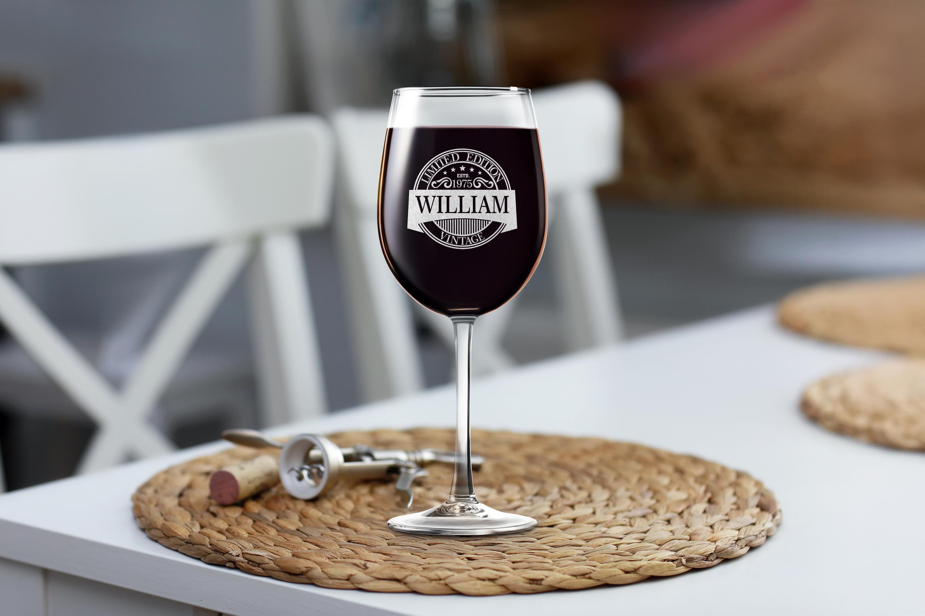 Custom Vintage Rock Glass for 50th Birthday, Personalized Whiskey Glass Gifts for Him, Elegant Present with Free Gift Box