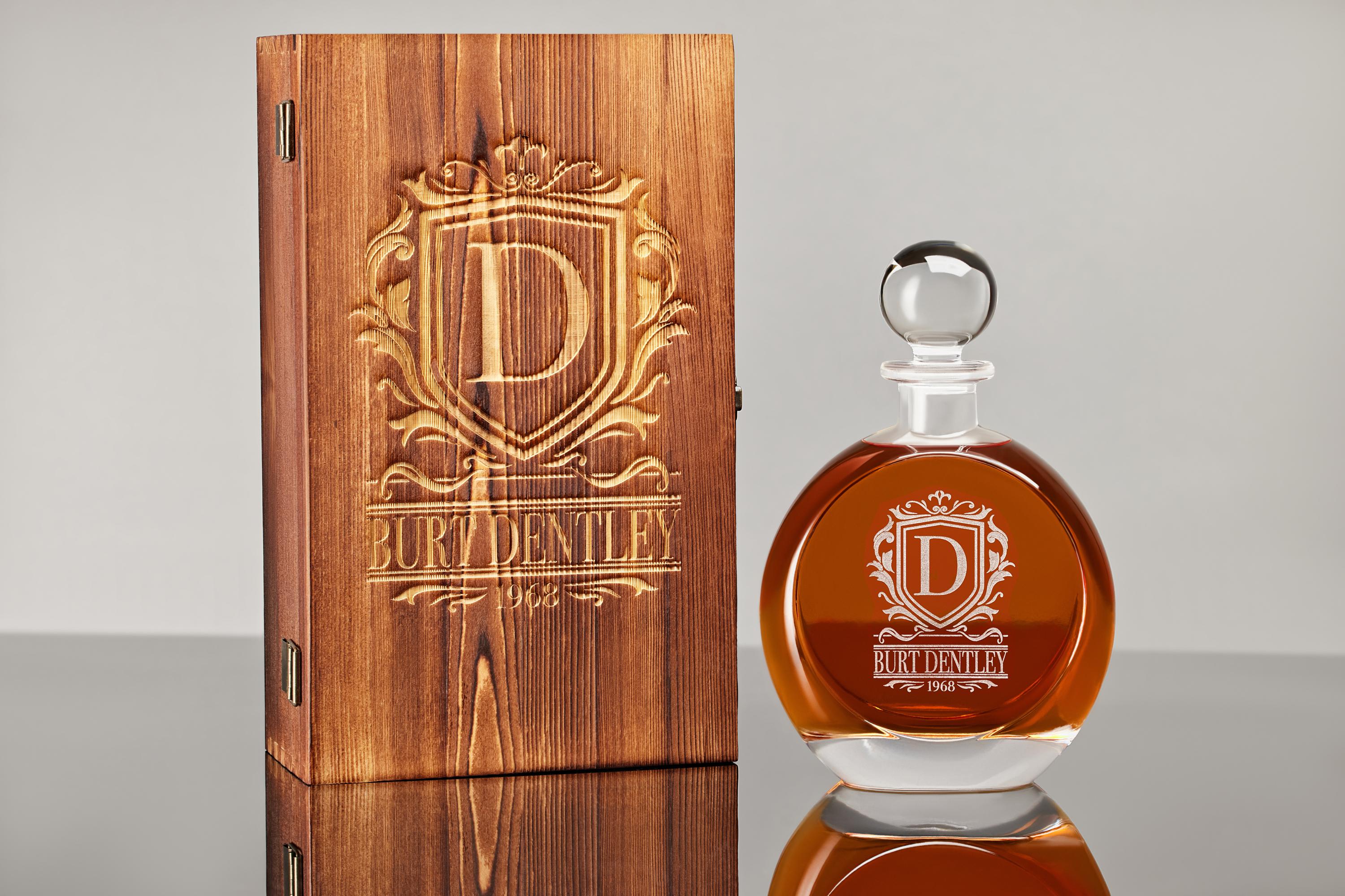 Personalized Whiskey Decanter Set with Premium Engraving Quality, Great Fathers Day Gift, Groomsmen Gift, Gift for Him with Free Gift Boxes.