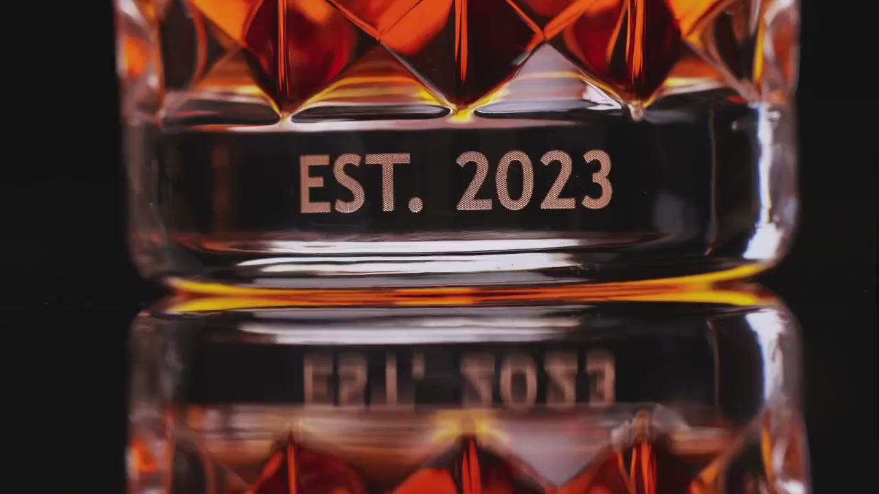 Custom Whiskey Decanter Set with Premium Engraving Quality, Great Christmas Gift - Comes with Free Gift Boxes